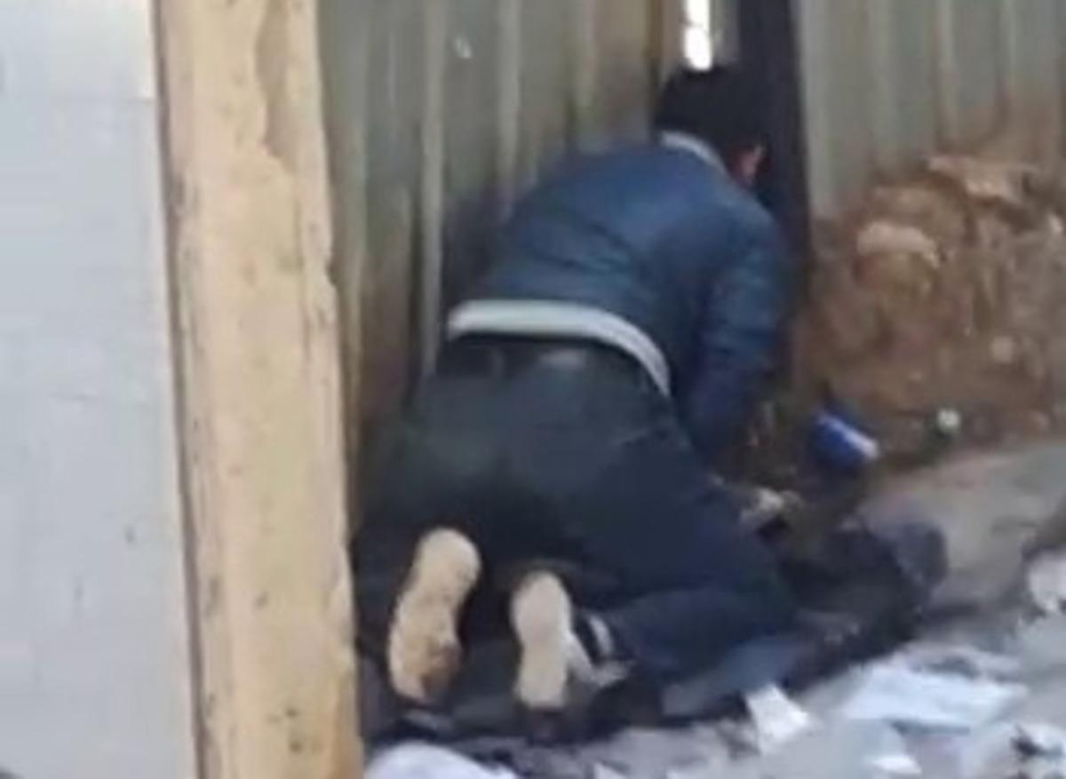 Adana'da iğren&ccedil; olay! Kadınlara tacizde bulunurken kameraya yakalandı