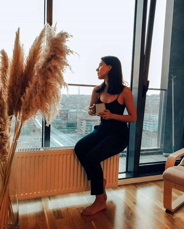 Sefirin Kızı'nın Elvan'ı Hivda Zizan Alp Instagram pozlarıyla dikkat çekiyor G2