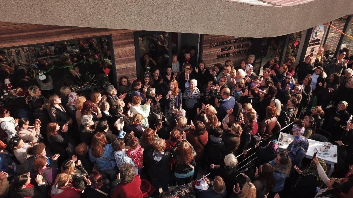 Kendileri &uuml;retiyor, kendileri satıyor