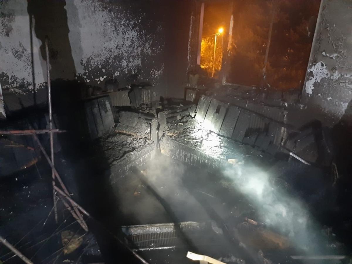 Gediz&rsquo;de elektrikli ısıtıcı daireyi k&uuml;l etti