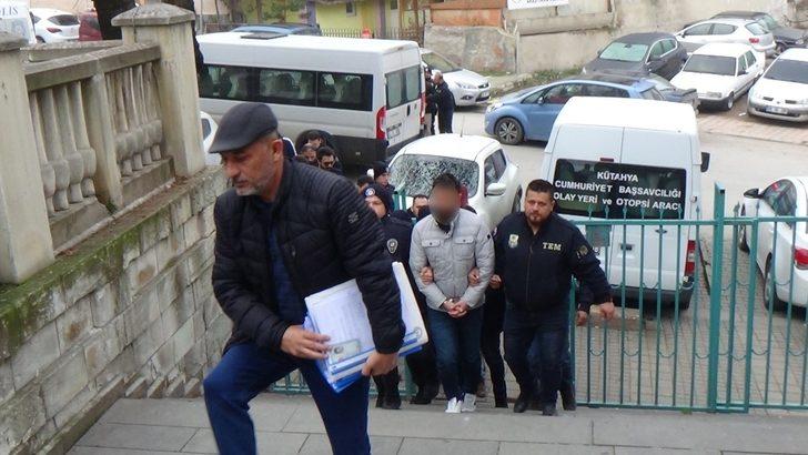 Kütahya’da 10 FETÖ şüphelisi adliyede G2