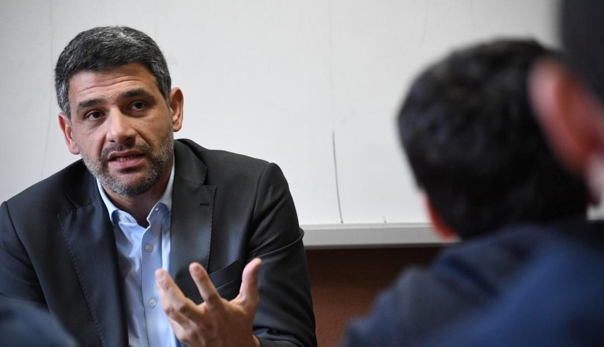 Başkan Kocaman gen&ccedil;leri dinliyor