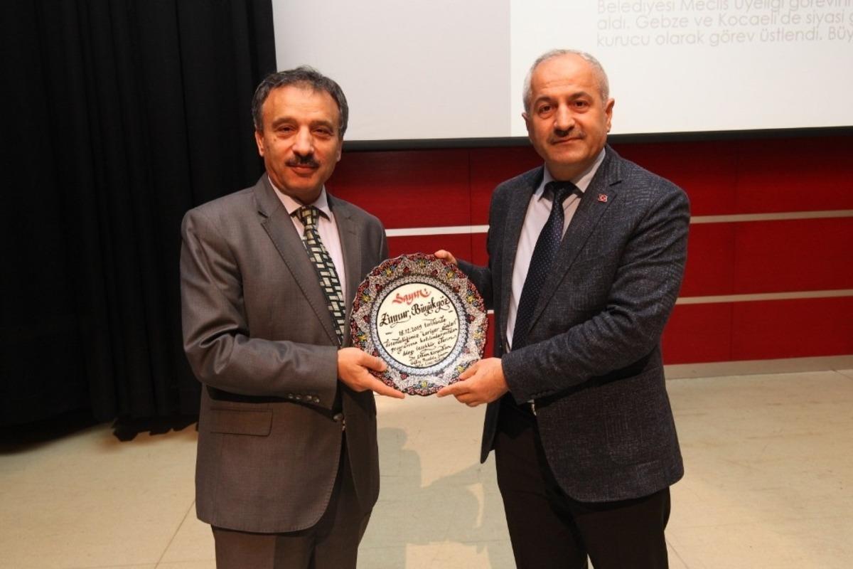 Başkan B&uuml;y&uuml;kg&ouml;z&rsquo;den gen&ccedil;lere altın &ouml;ğ&uuml;tler