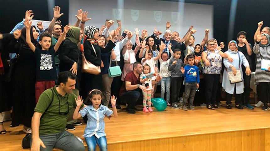 Yeşil sahaların yıldızları lösemili çocuklar için biraraya geldi