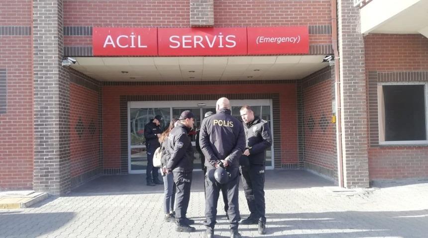 Aracında fenalık ge&ccedil;iren polis memuru ameliyata alındı