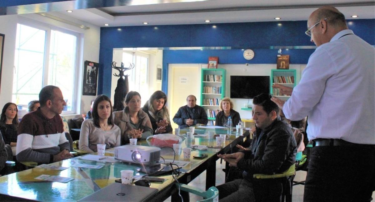 Yaşlıevleri personellerine ilk yardım eğitimi verildi