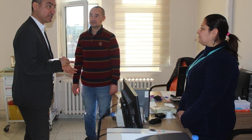 Başhekim &Ouml;zkul, meme kanseri konusunda farkındalık &ccedil;alışması başlattı