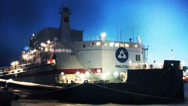 Dünyanın ilk yüzen nükleer güç ünitesi elektrik vermeye başladı