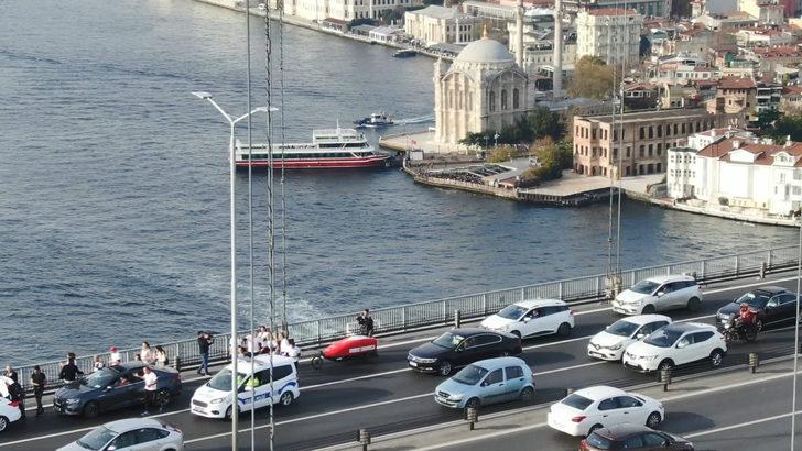 İngiltere'den yürüyerek yola çıkan Rosie Swale Pope 1 yılda İstanbul'a geldi G1