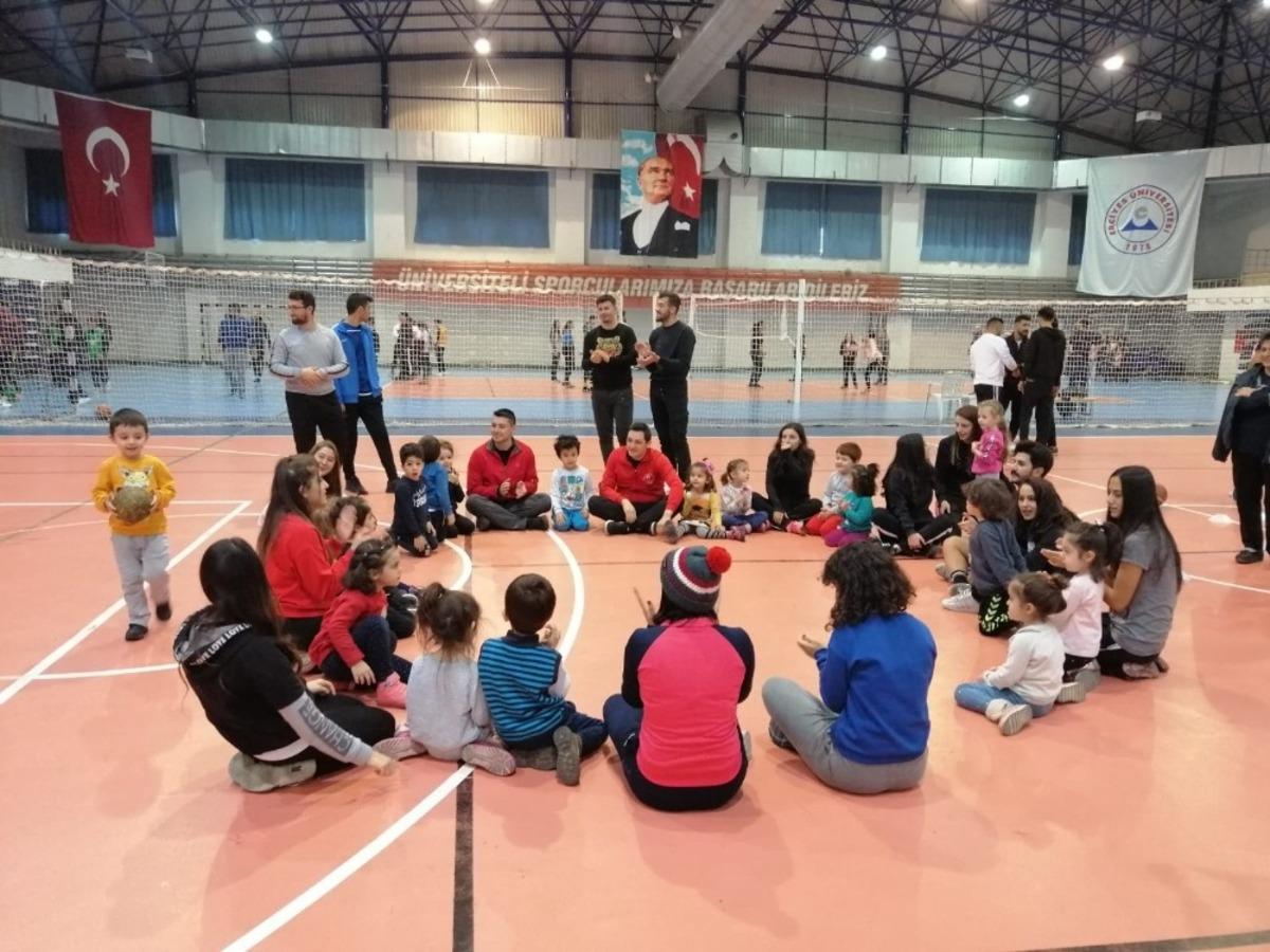 ER&Uuml; Spor Bilimleri 55 &ouml;ğrenciyi misafir etti