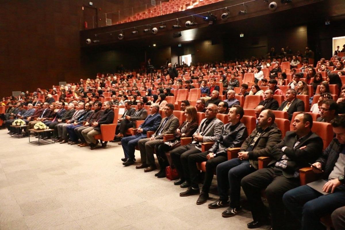 Arnavutk&ouml;y sinema at&ouml;lyesi a&ccedil;ıldı