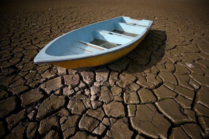 Bursa ovasını sulayan Gölbaşı Göleti'nin büyük bölümü kurudu G4