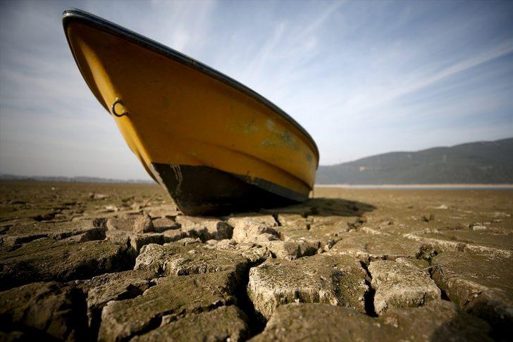 Bursa ovasını sulayan Gölbaşı Göleti'nin büyük bölümü kurudu G5