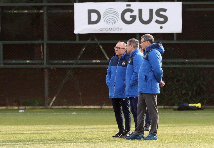 Taraftarlardan Fenerbahçe’ye moral G1