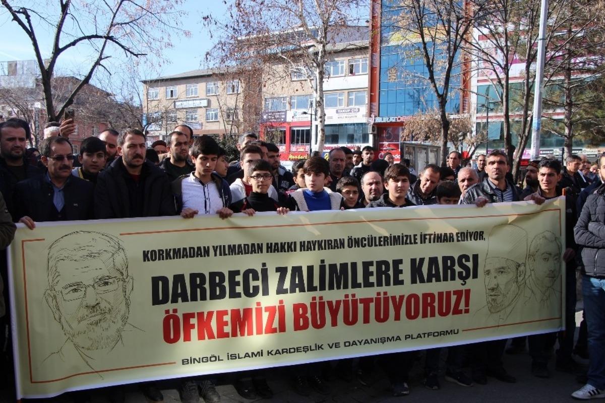 Bing&ouml;l&rsquo;de Doğu T&uuml;rkistan&rsquo;daki zul&uuml;mler kınandı