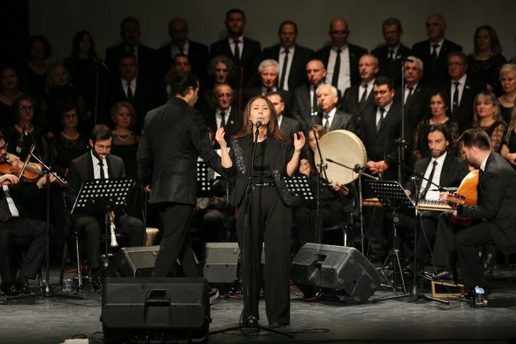 Türk Müziği Korosu dinleyenleri mest etti G2