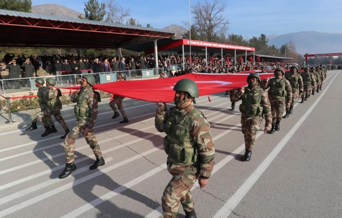 6 bin 300 Mehmet&ccedil;ik yemin etti