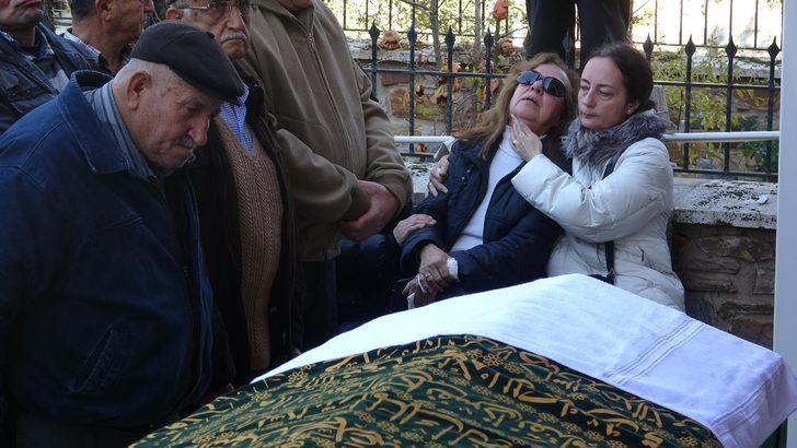 Uludağ'da ölen Efe Sarp, cenaze töreninin ardından toprağa verildi G2