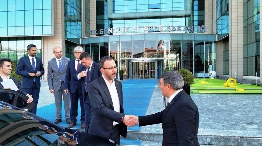 Dilovası&rsquo;nda m&uuml;jdeler devam ediyor