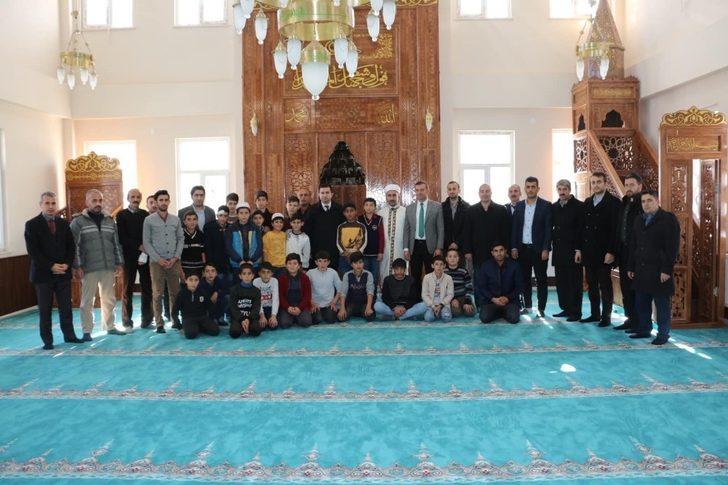 Uygulama Camisi’nde ilk cuma namazı kılındı G3