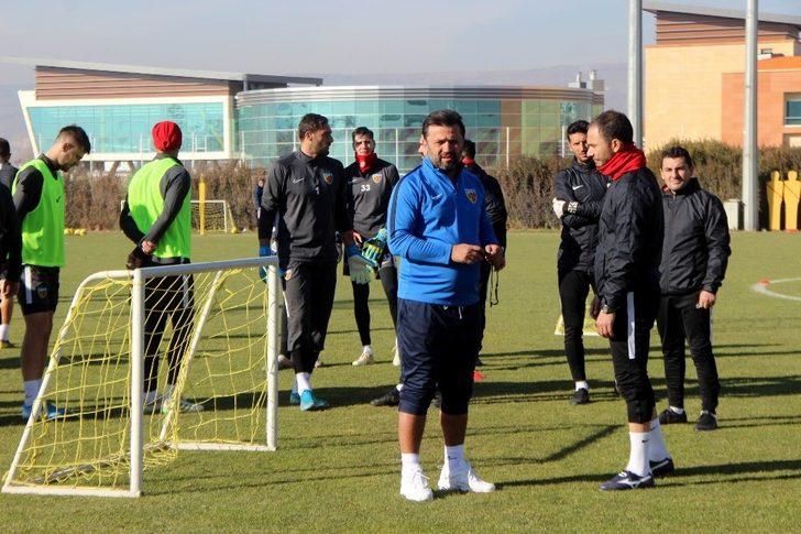 Bülent Uygun: "Ligde kalmak istiyorsak bu galibiyetlere ihtiyacımız var" G2