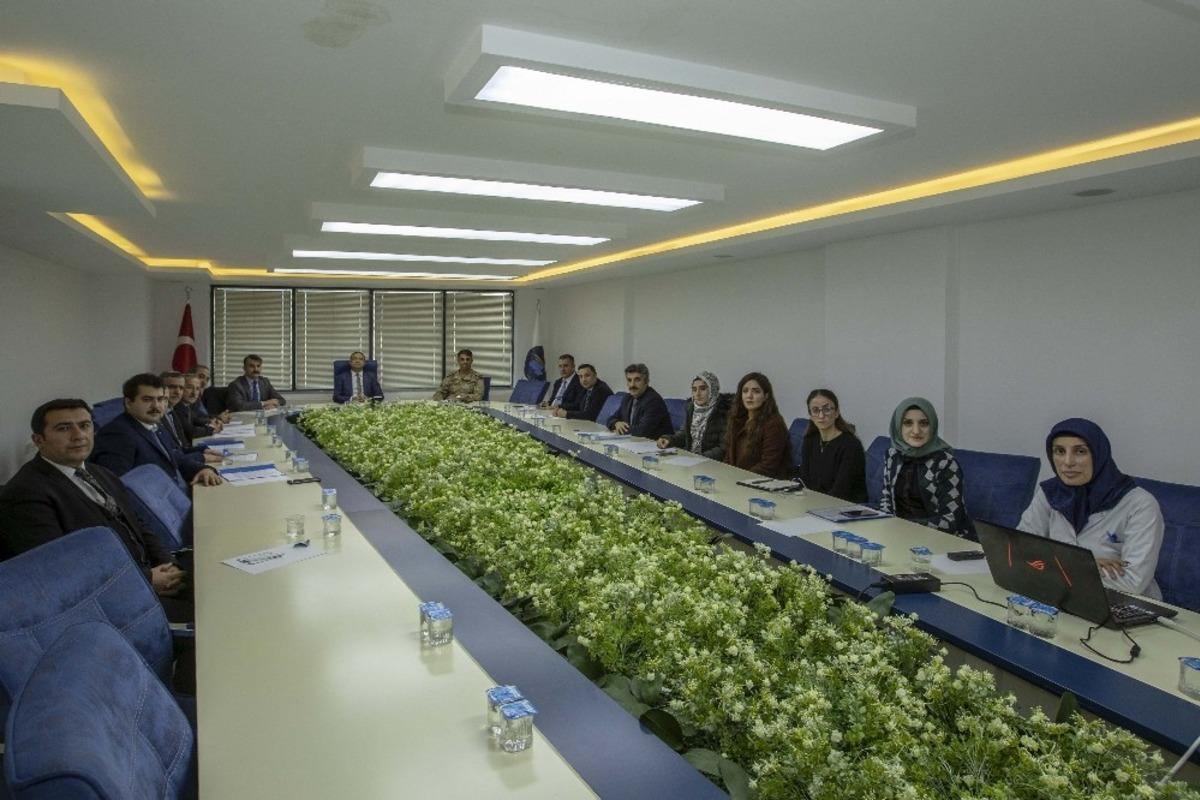 İpekyolu&rsquo;nda &lsquo;Kadına Y&ouml;nelik Şiddetle M&uuml;cadele&rsquo; toplantısı