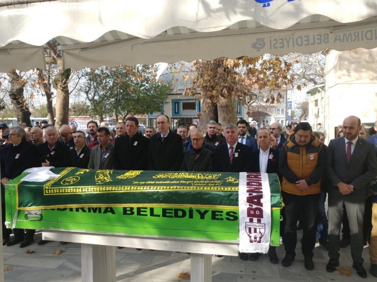 Y&ouml;netmen Tun&ccedil; Başaran Bandırma&rsquo;da toprağa verildi