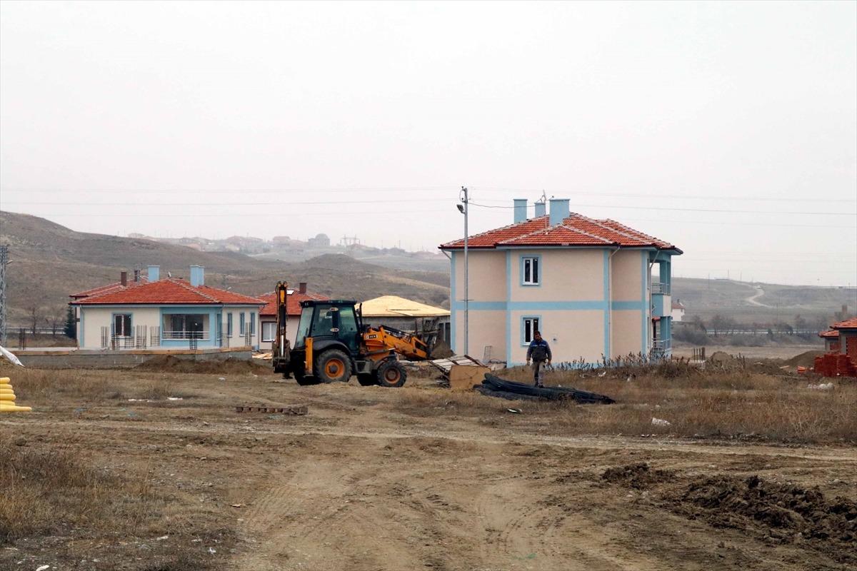 &Ccedil;ankırı'daki "obruklu k&ouml;y"&uuml;n yeni yeri i&ccedil;in son hazırlıklar yapılıyor
