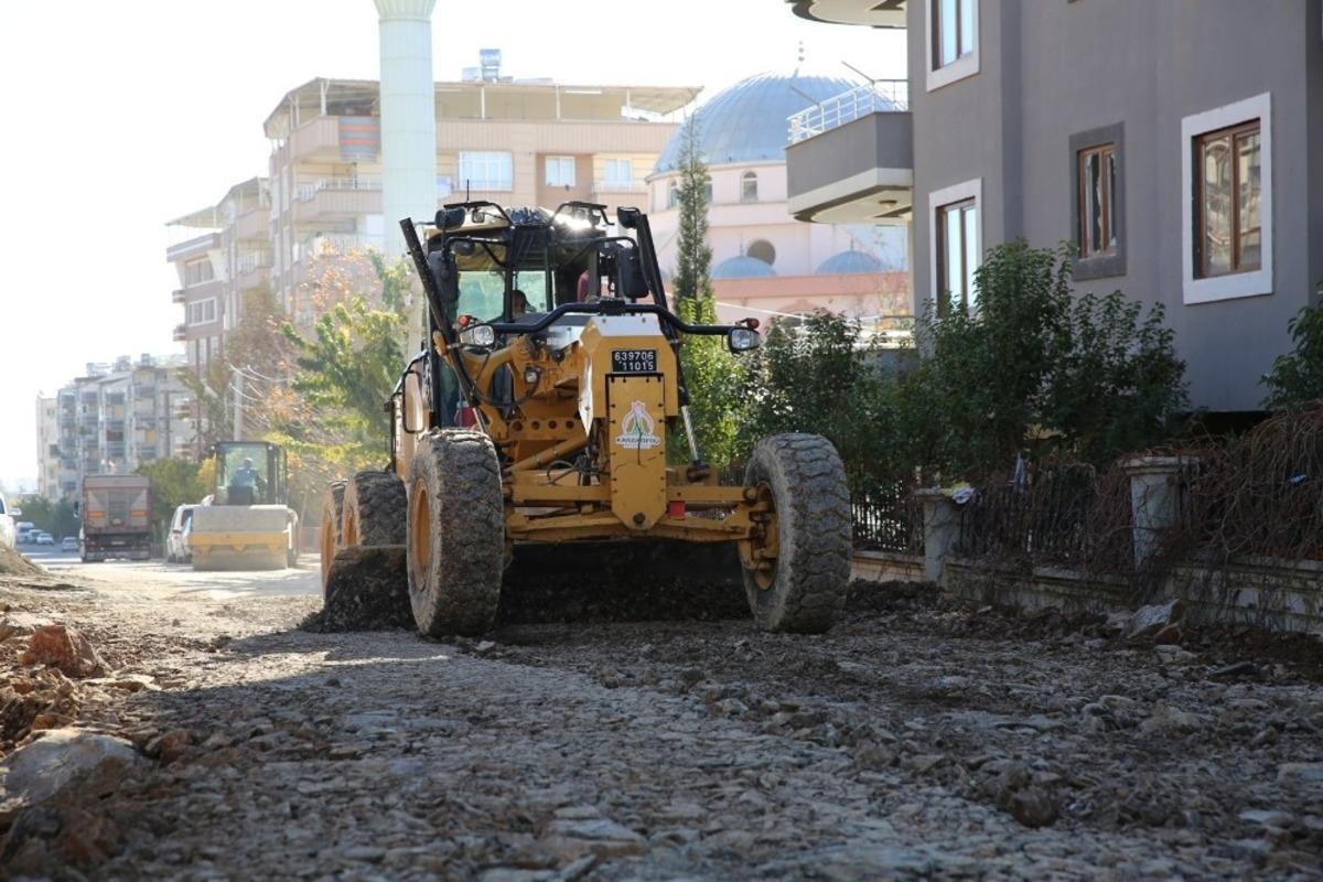 Karak&ouml;pr&uuml;&rsquo;de yol a&ccedil;ma seferberliği