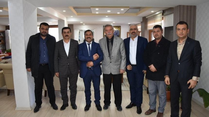 İş adamlarından Başkan K&uuml;&ccedil;&uuml;k&rsquo;e ziyaret