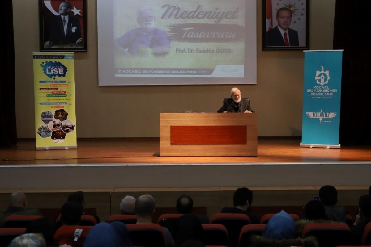 Prof. Dr. Sadettin &Ouml;kten, medeniyet konusunda bilgiler aktardı