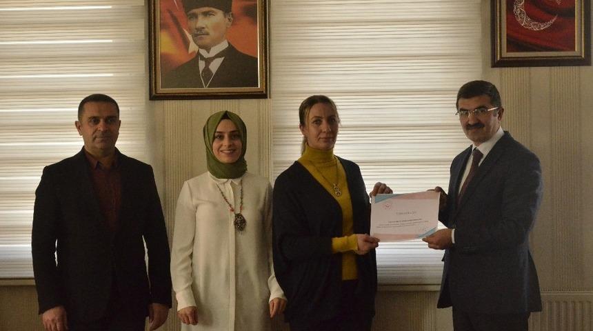 Erzurum&rsquo;da başarılı kreşler &ouml;d&uuml;llendirildi