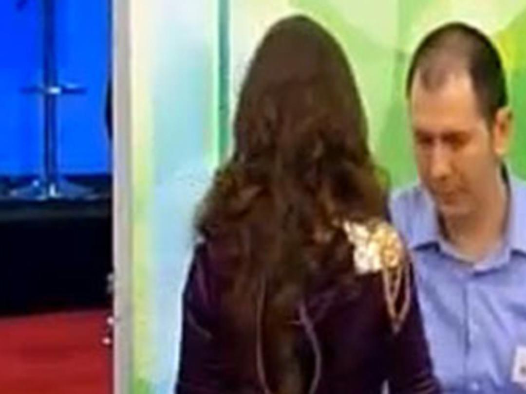 Ekranda kucak kucağa