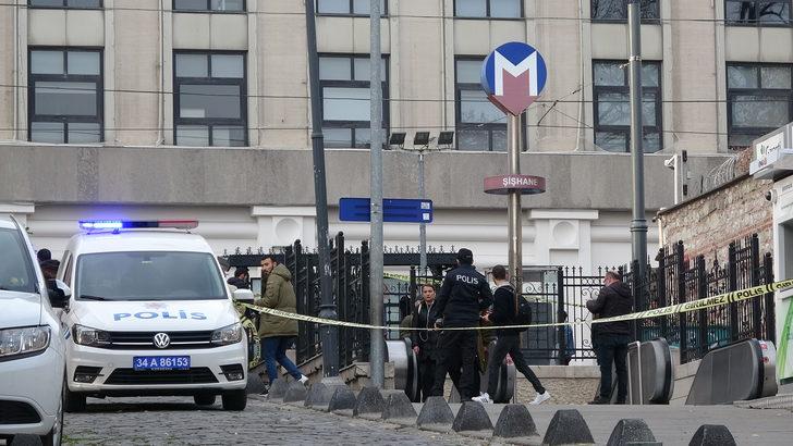 İstiklal Caddesi'nde şüpheli valiz alarmı! Polis harekete geçti G2