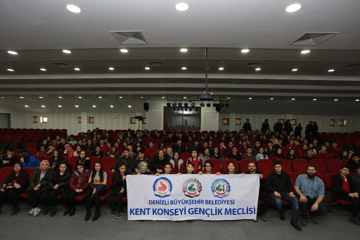 Denizli Büyükşehir Belediyesi Kent Konseyi eğitim toplantısı düzenledi G3