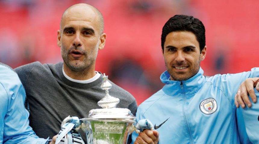 Arsenal'in yeni patronu Mikel Arteta oldu!