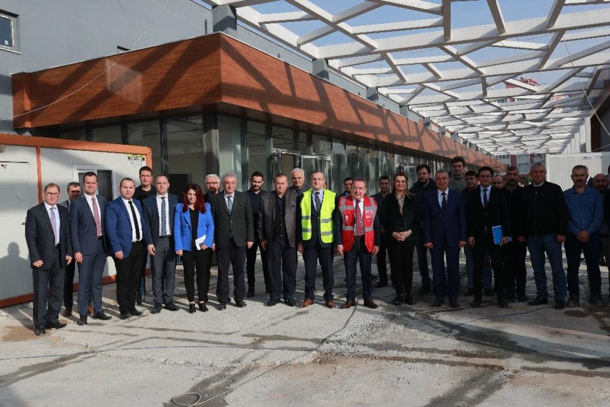 B&ouml;cek: &ldquo;Spor kompleksi i&ccedil;in tekrar ihaleye &ccedil;ıkacağız&rdquo;