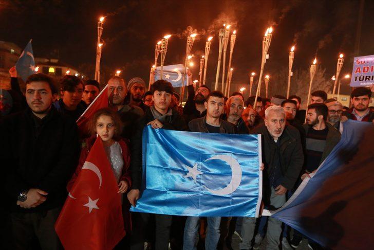 Samsun'da Doğu Türkistan için "Sessiz Çığlık" eylemi G1