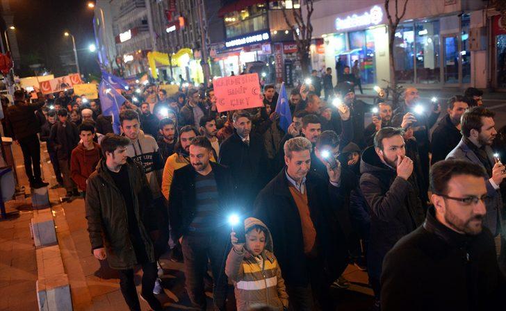 Çin'in Doğu Türkistan politikaları protesto edildi G4
