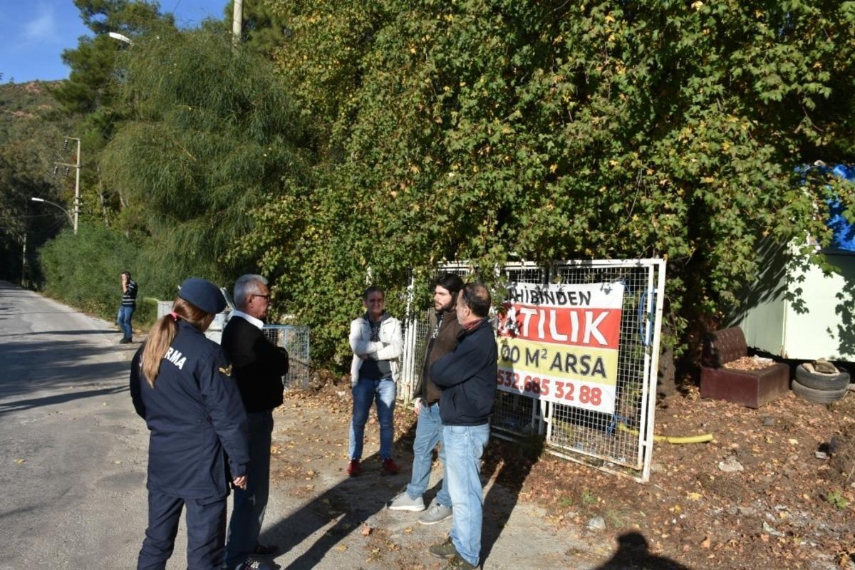 Marmaris&rsquo;te sahipli k&ouml;pekler zehirlendi