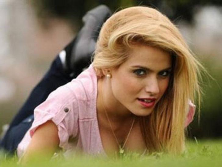 Kıvanç Tatlıtuğ isyan etti G2