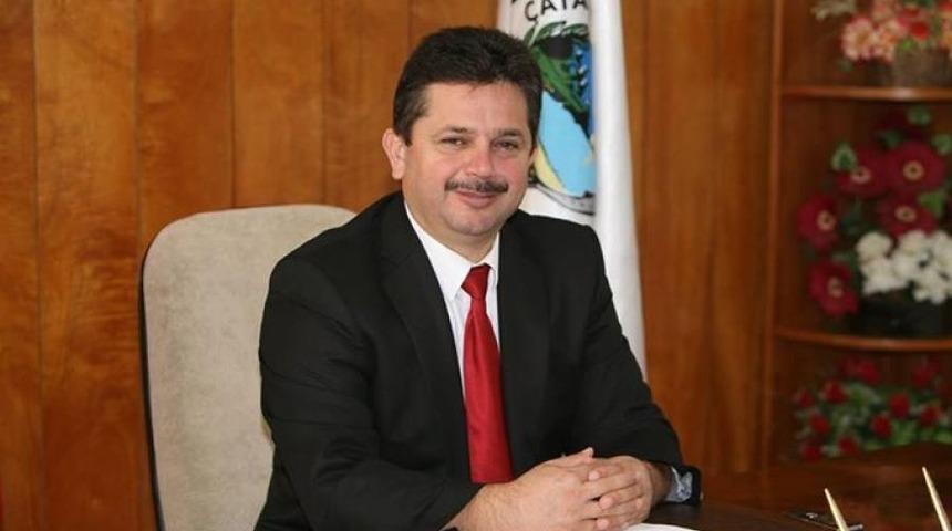 Eski Başkan Uğuz, AK Parti İl&ccedil;e Başkanı oldu