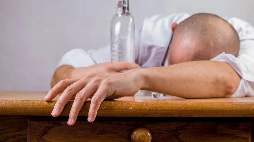 'Akşamdan kalma izni' uygulamasına ge&ccedil;tiler!