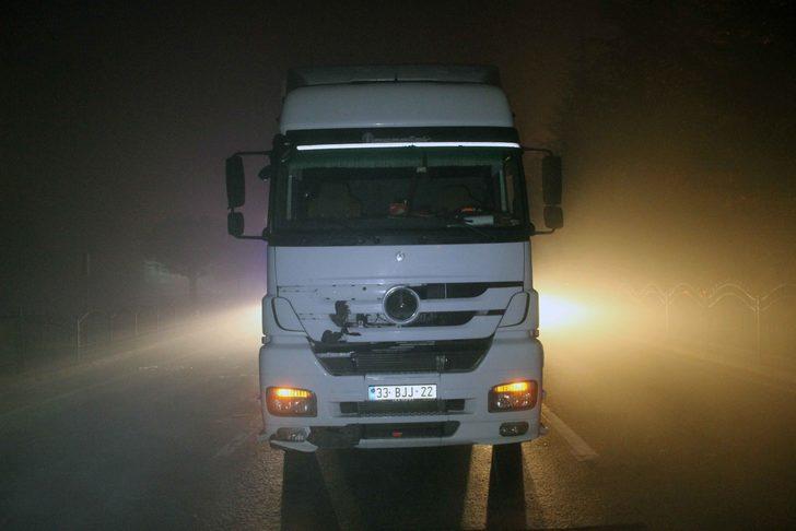 TIR'ın çarptığı kadın hayatını kaybetti G3