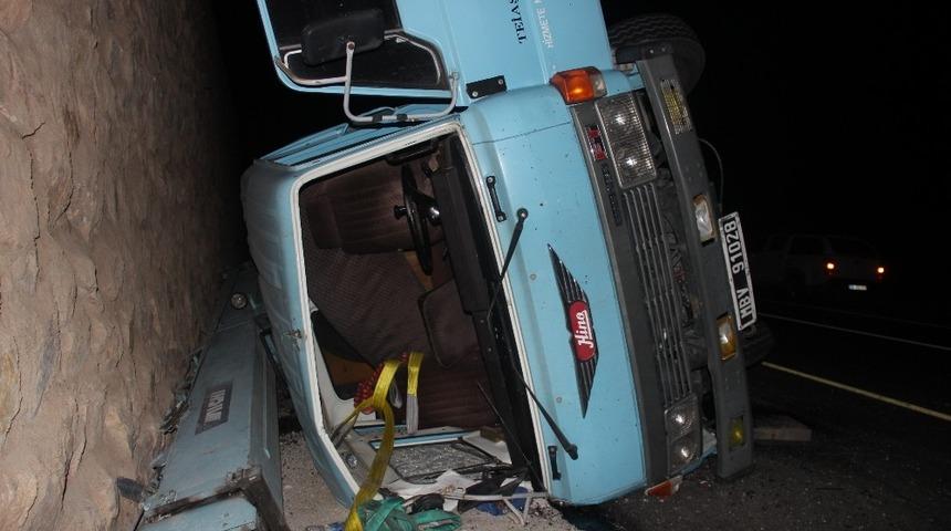 İspir&rsquo;de trafik kazası: 1 yaralı  (D&uuml;zeltme)