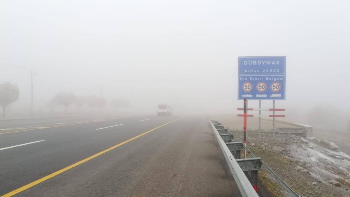 G&uuml;roymak&rsquo;ta yoğun sis hayatı olumsuz etkiledi