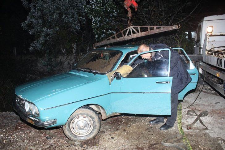 Ağabeyenin cesediyle 10 saat kurtarılmayı bekledi G2