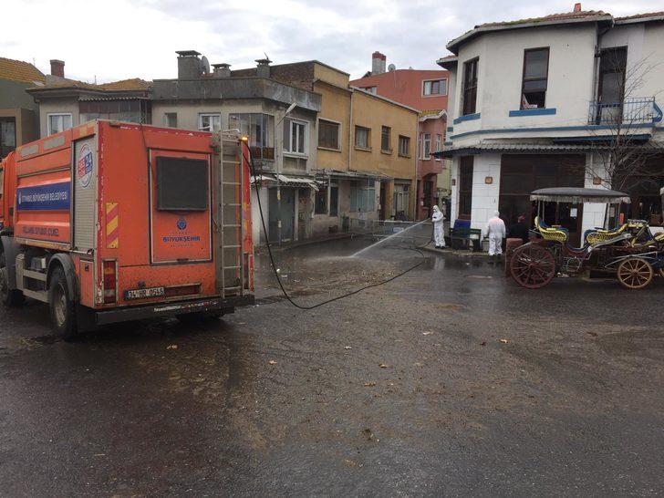 Büyükada’da ‘Fayton Bekleme Meydanı’ temizleniyor G3