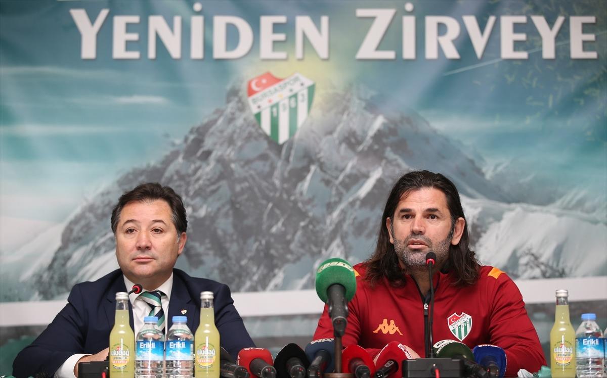 Bursaspor'da İbrahim &Uuml;z&uuml;lmez d&ouml;nemi başladı
