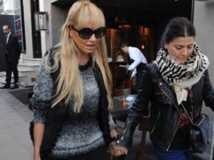 Petek artık Can'a yaklaşamayacak G4